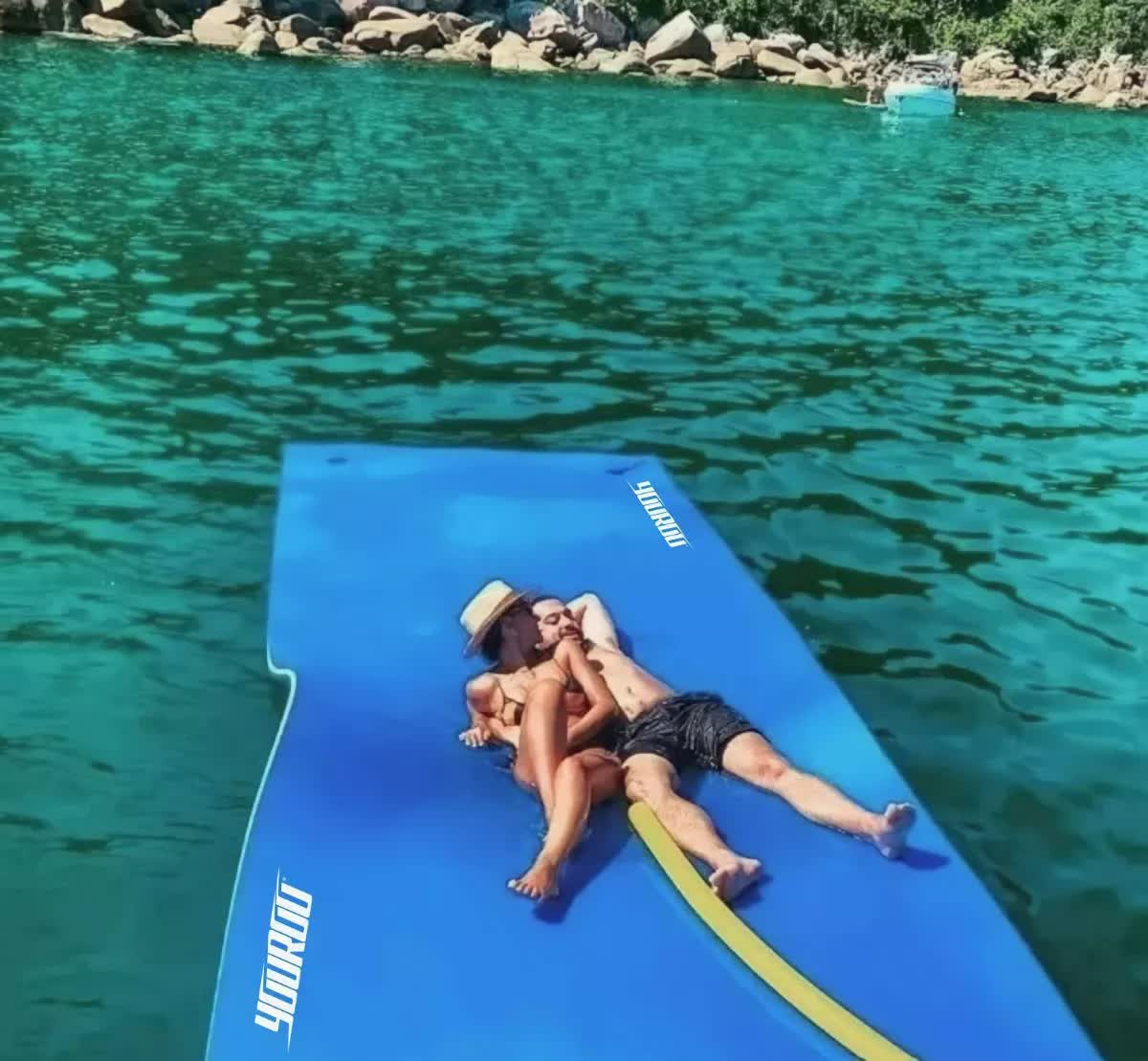 Tapete Flutuante Gigante Para Mar E Piscina Pronta Entrega