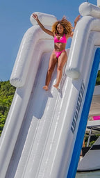 Escorregador inflável para barcos