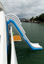 Escorregador inflável para barcos
