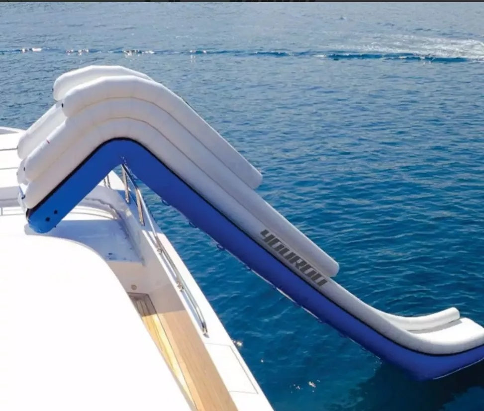 Escorregador inflável para barcos