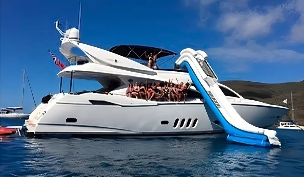 Escorregador inflável para barcos